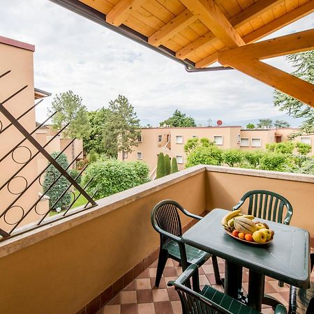 פסקיארה דל גארדה Italianflat - Peschiera Residence מראה חיצוני תמונה