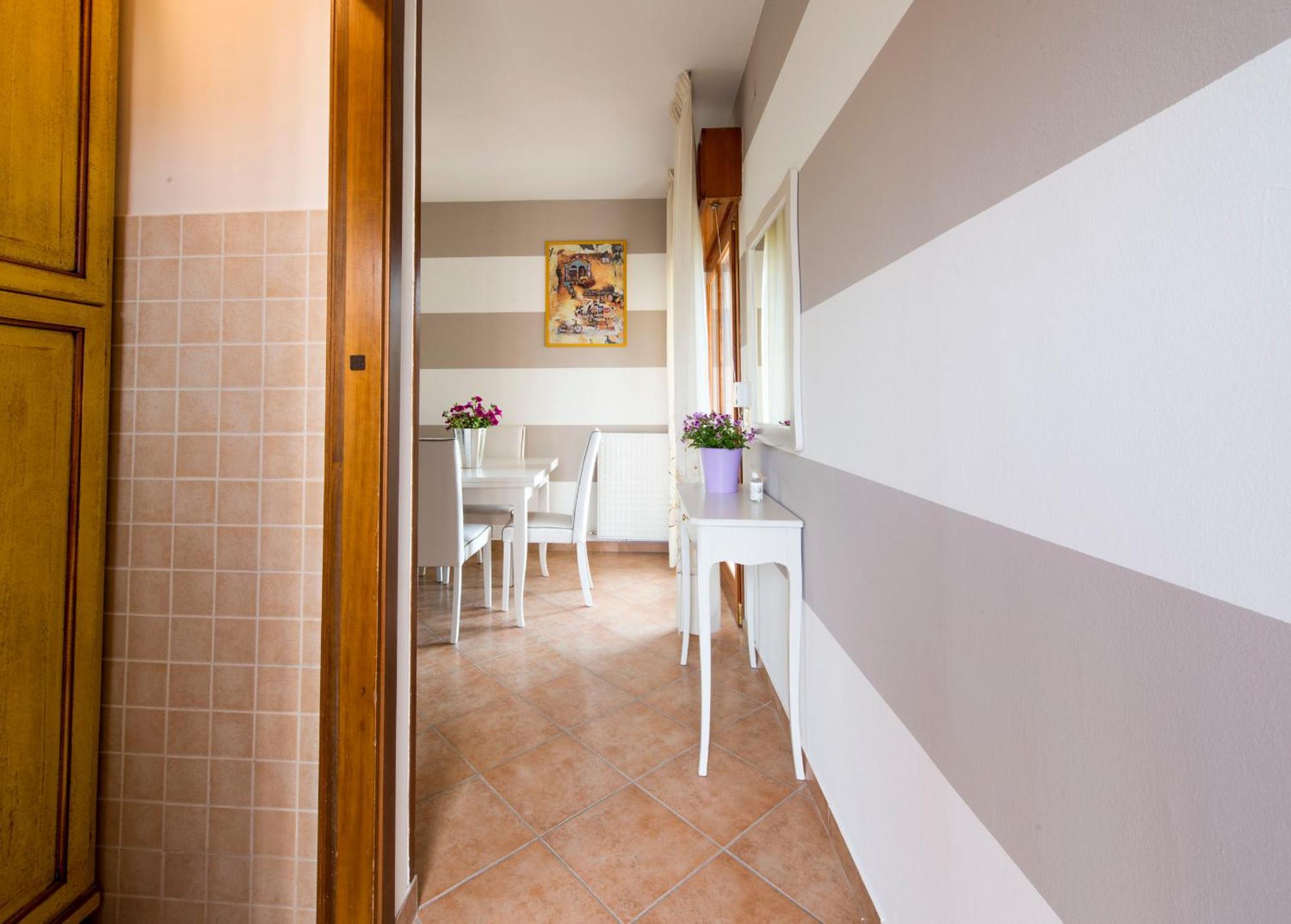 פסקיארה דל גארדה Italianflat - Peschiera Residence מראה חיצוני תמונה