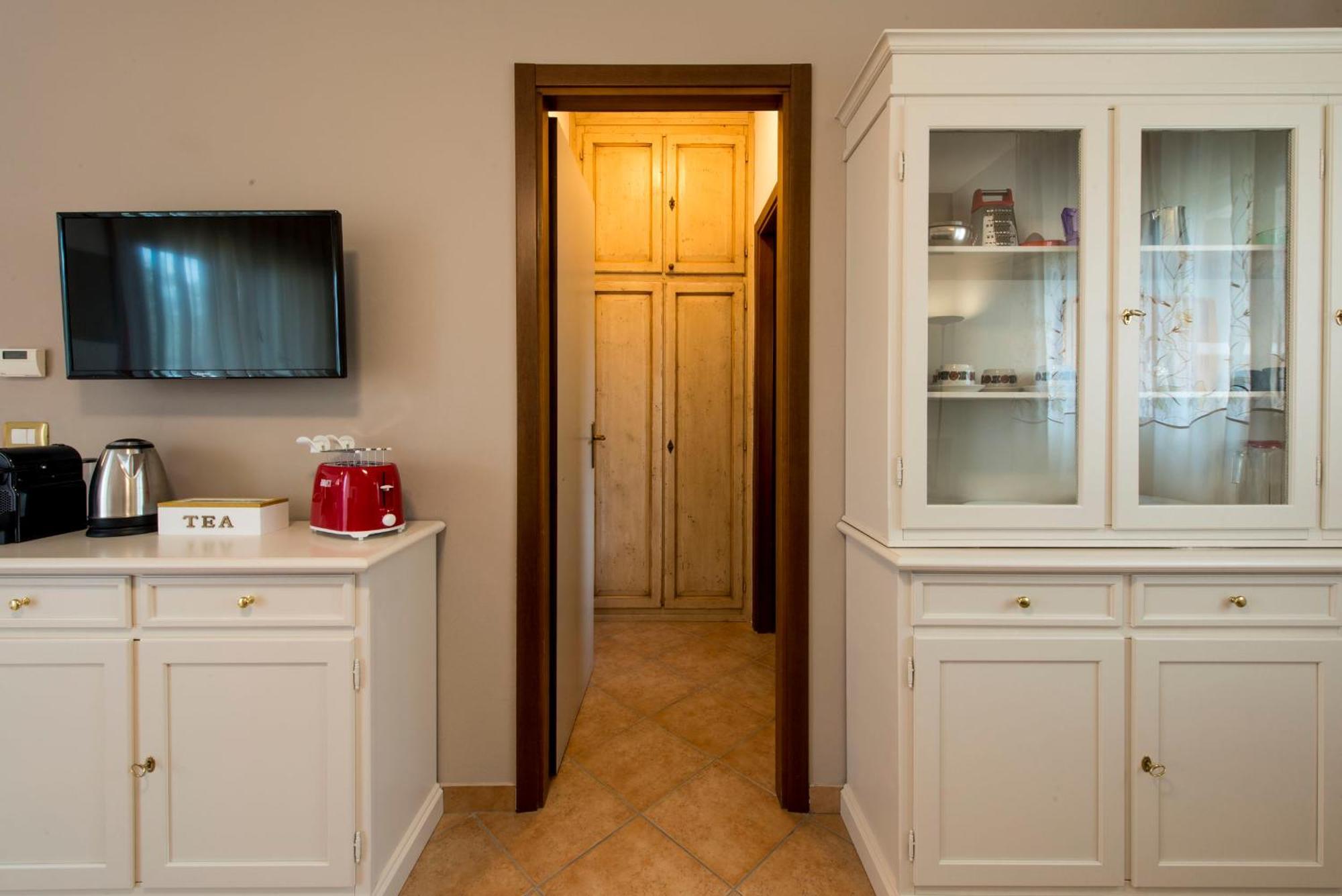 פסקיארה דל גארדה Italianflat - Peschiera Residence מראה חיצוני תמונה