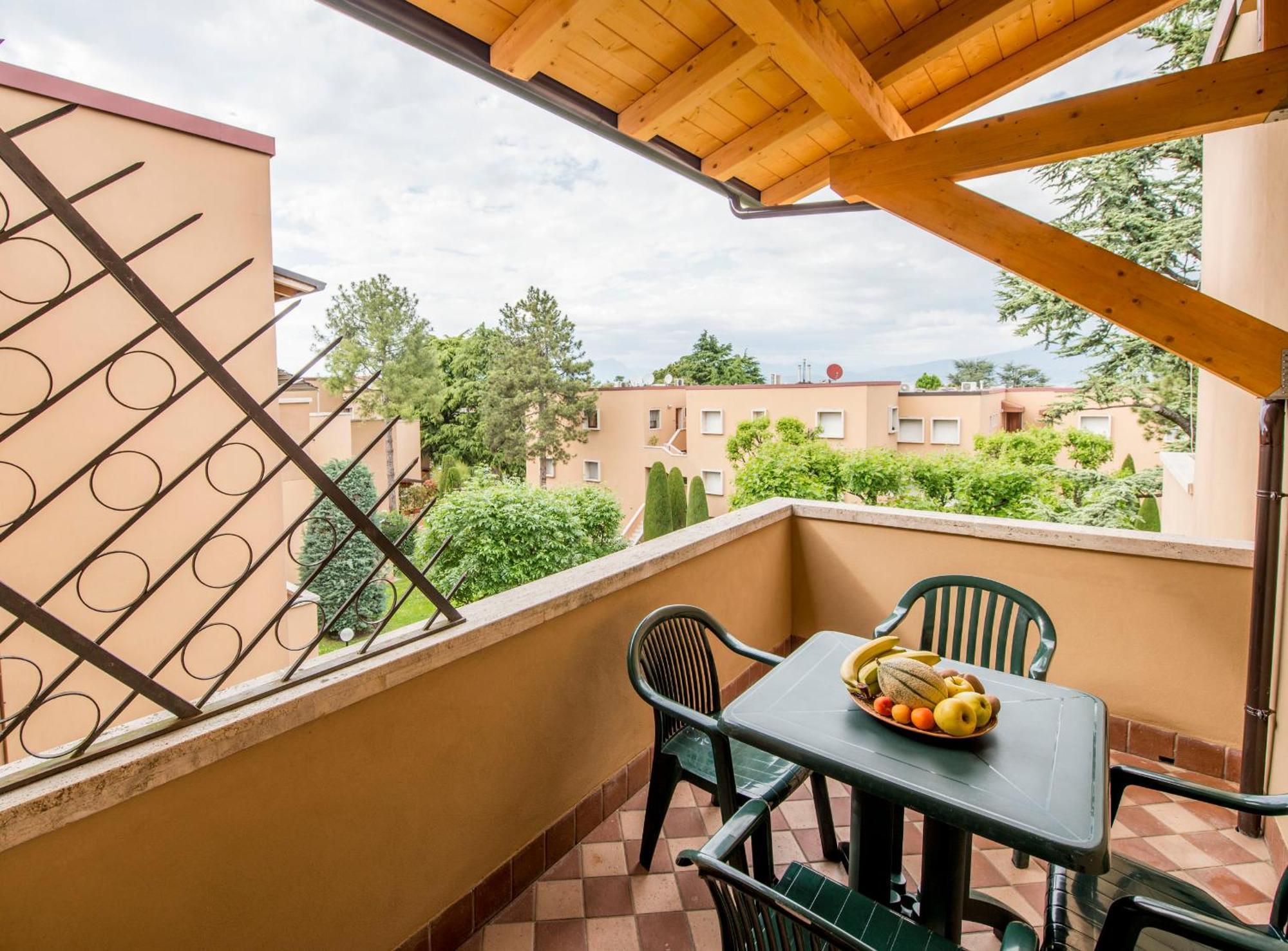 פסקיארה דל גארדה Italianflat - Peschiera Residence מראה חיצוני תמונה